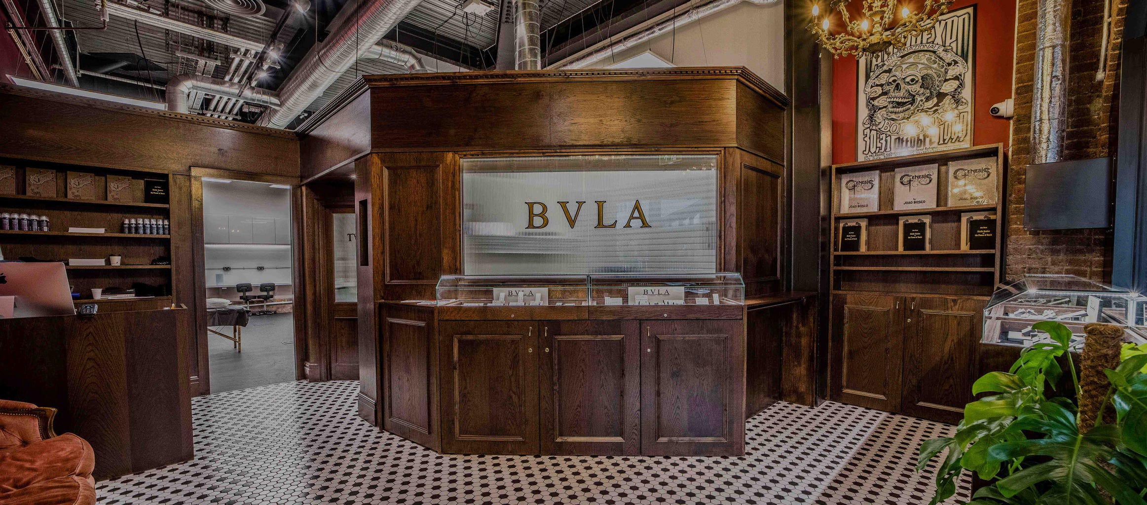 Sacred Gold is London’s premium piercing and Gold jewellery shop