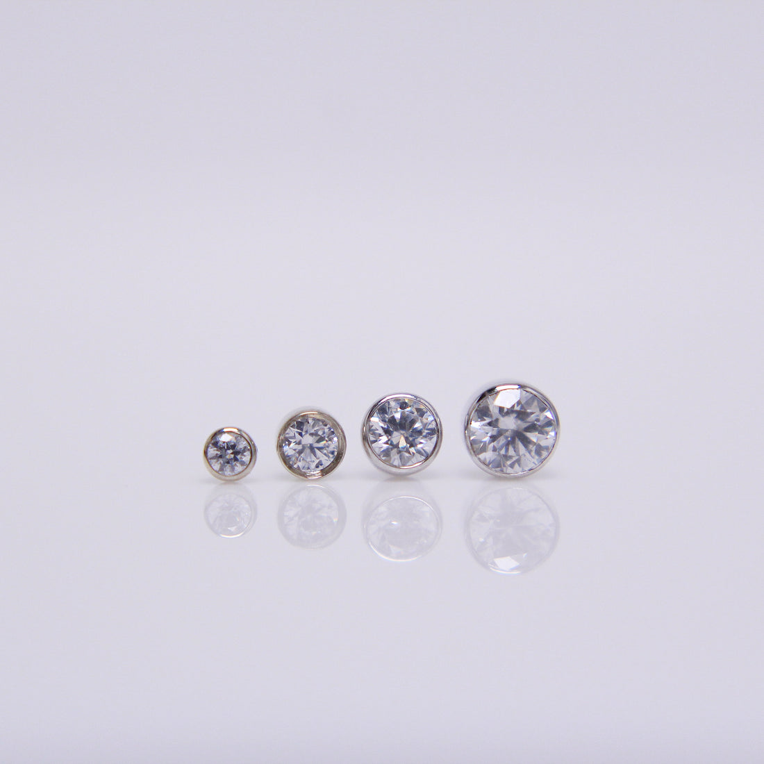 BVLA Round Bezelset Gem Pushpin End