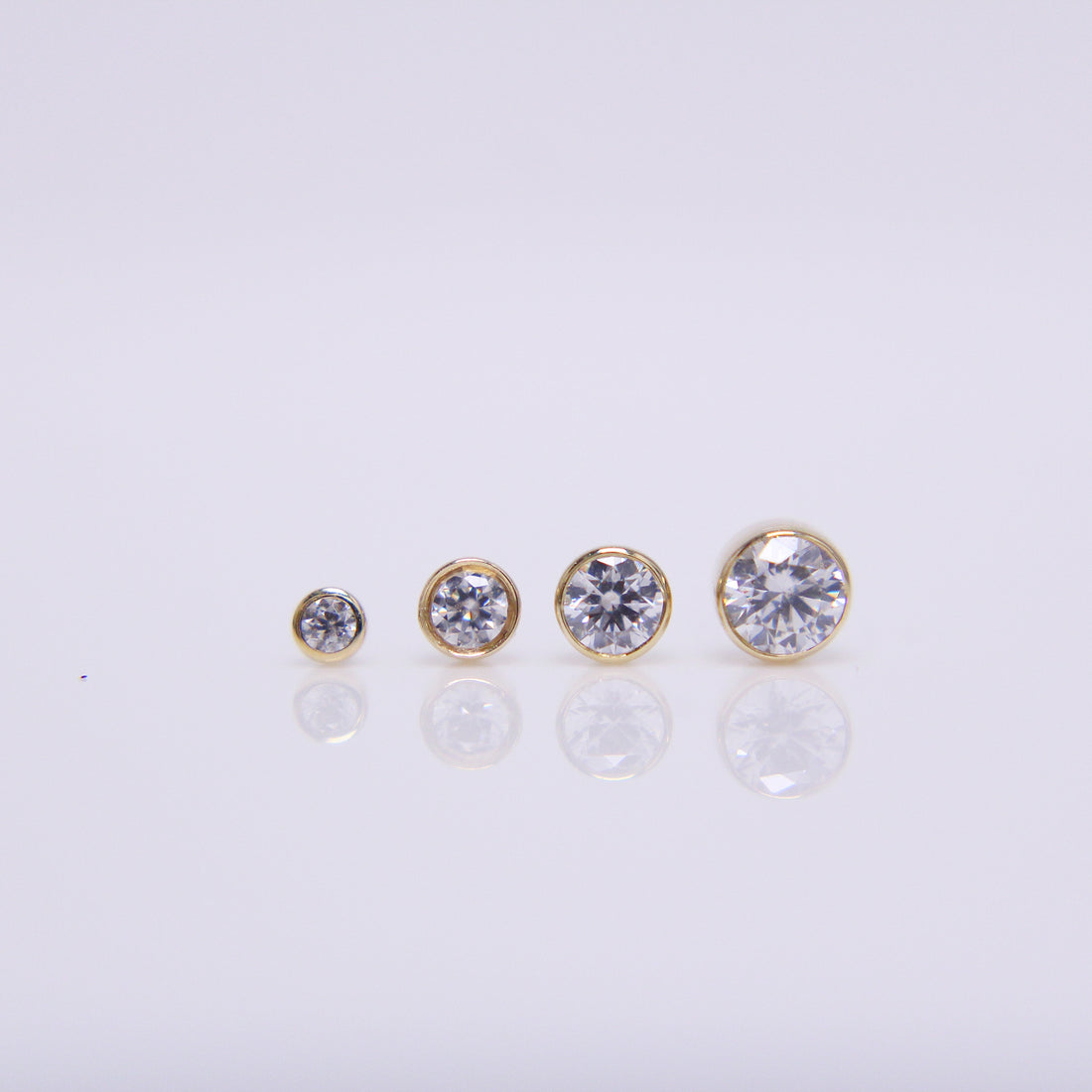 BVLA Round Bezelset Gem Pushpin End